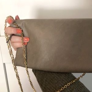 Vintage grey clutch with gold chain